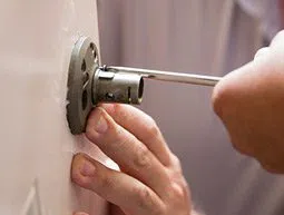 Security Locksmith Services Atlanta, GA 404-479-7859 - 18-Emergency-Opening